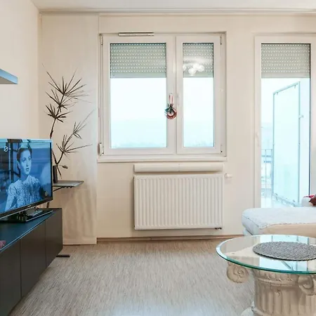 Balcony - - Comfy 公寓 布达佩斯